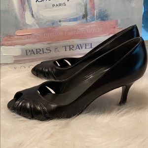 Stuart Weitzman Black Leather Peep Toe Pumps 8 M
